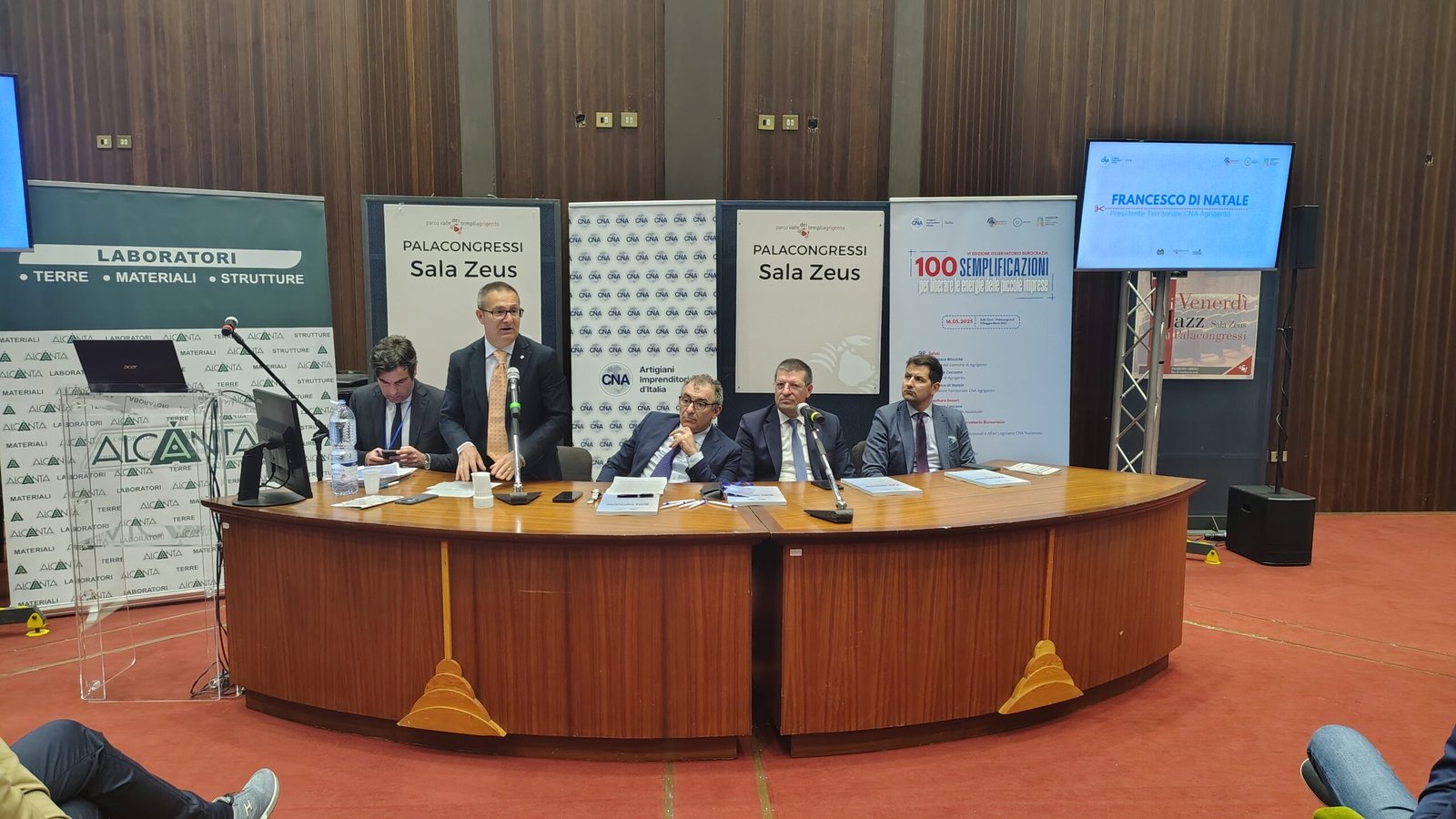 Imprese: Cna Sicilia, la burocrazia costa 3,4 miliardi l’anno  28 Imprese Cna Sicilia la burocrazia