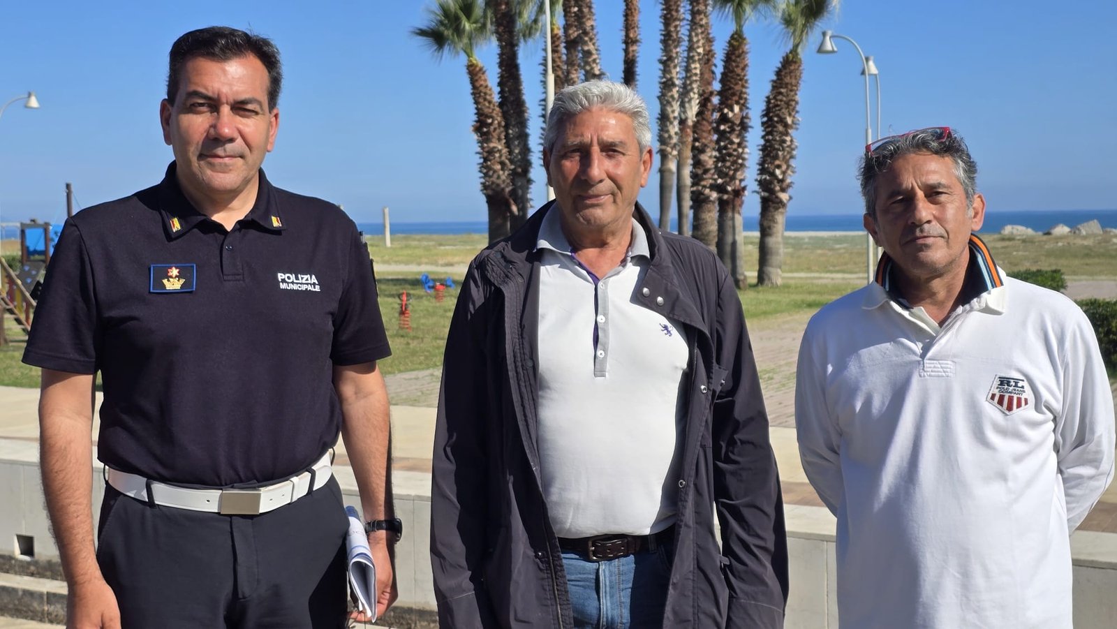 Bonifica ambientale del litorale di Spadafora. Pistone "La rinascita continua sulle spiagge" 2 EURODEMOLIZIONI s.r.l.