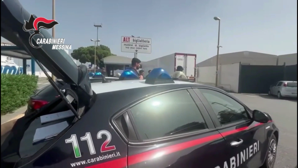Sbarca a Messina con oltre 4 chili di cocaina. Cittadino maltese arrestato dai Carabinieri 5 cocaina sbarco traghetti