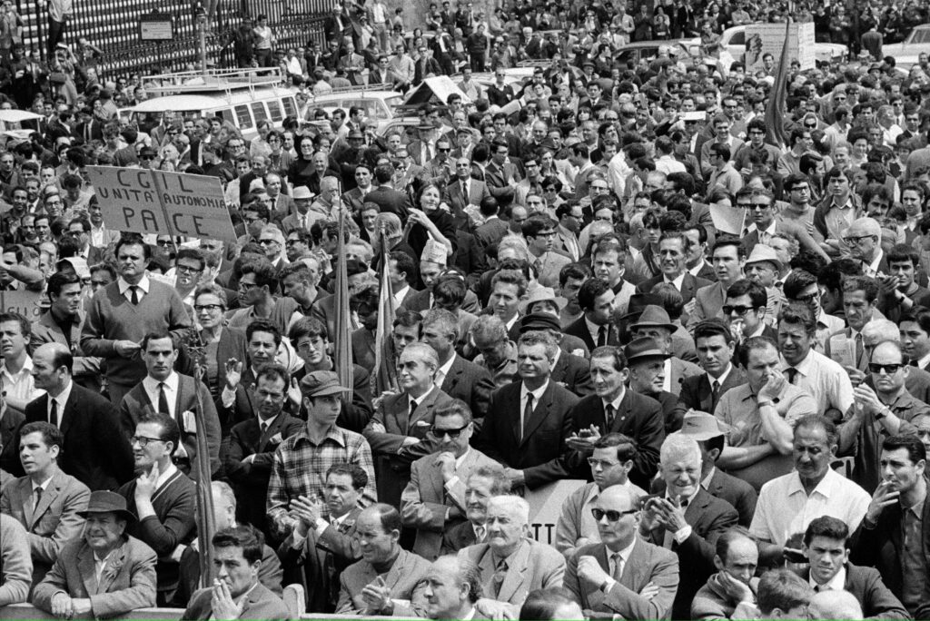 Primo Maggio: Decostruzione Critica di un Emblema Storico-Sociale. Una Storia Sindacale 7 primo maggio in Italia