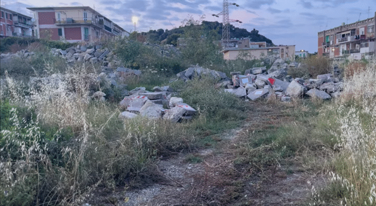 San Filippo: Totaro "Ecco dove si trovano le scalinate della Passeggiata a Mare"