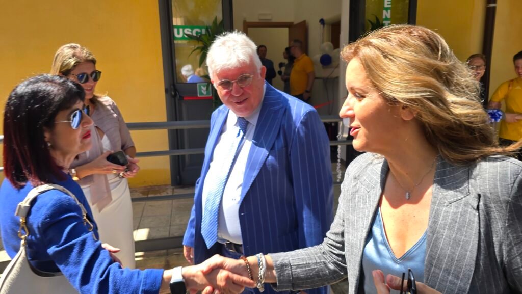 Sanità e assistenza: inaugurato stamani il primo Centro Diurno per autistici di Messina, grande risultato della sinergia Asp e Comune di Messina. 4 Inaugurazione centro diurno autismo