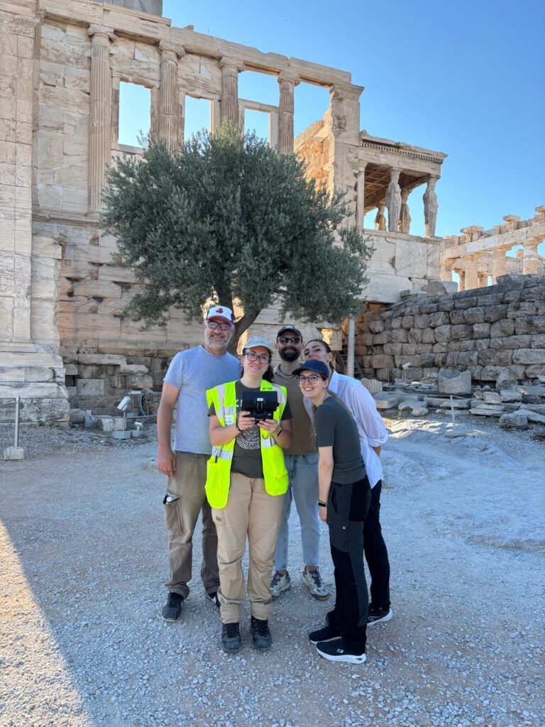 Guidato da un milazzese il gruppo di ricerca italo-brasiliano ad Atene: al via gli studi archeologici sul tempio dell’Eretteo 3 Atene 2