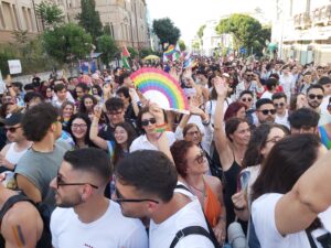 Stretto Pride: Messina si colora di nuovo di arcobaleno 17 Stretto Pride 2025