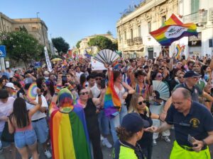 Stretto Pride: Messina si colora di nuovo di arcobaleno 13 Stretto Pride 2025