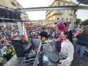 Stretto Pride: Messina si colora di nuovo di arcobaleno 2 Stretto Pride 2025