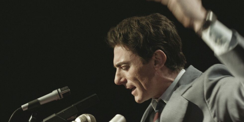 Elio Germano premiato all'anteprima messinese del SalinaDocFest 1 berlinguer la grande ambizione 1200x600 1