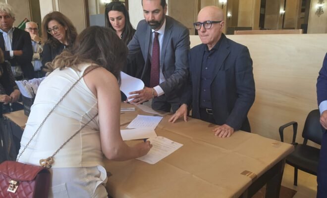 Voce di Sicilia 52 voce di Sicilia