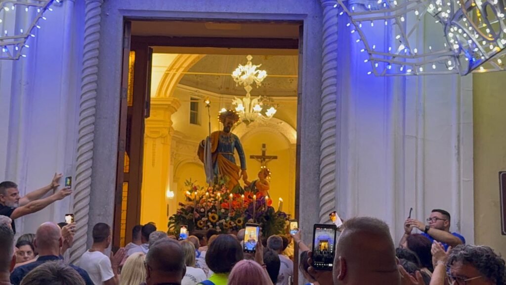Spadafora, un fiume di folla per San Giuseppe: successo per la festa patronale 4 1000214877