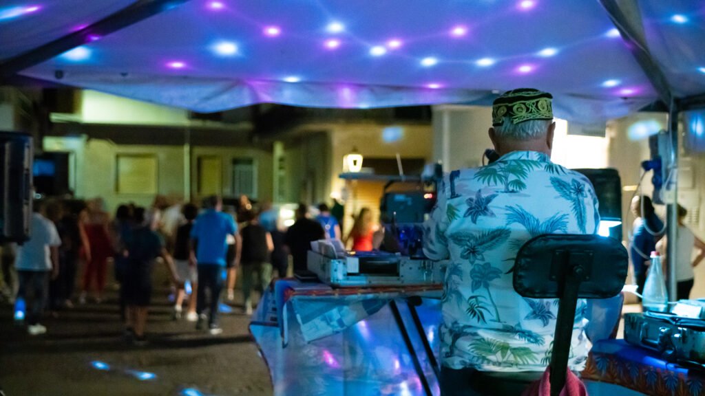 SPADAFORA, CALA IL SIPARIO SULLA FESTA DEL MARE 2025: UN’EDIZIONE DA RECORD TRA CULTURA, SPETTACOLO E COMUNITÀ 3 DSC6963