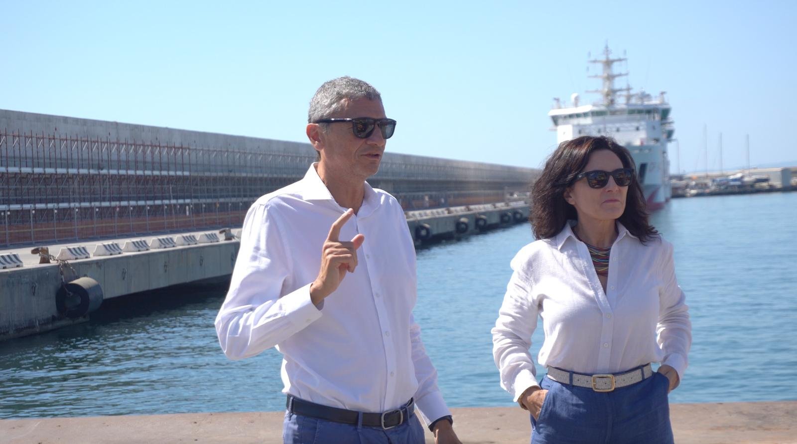 Crocierismo a Catania: una terza nuova banchina di 405 metri accoglierà grandi navi 8 Francesco Di Sarcina e Raffaella Del Prete durante un sopralluogo sulla banchina 25.