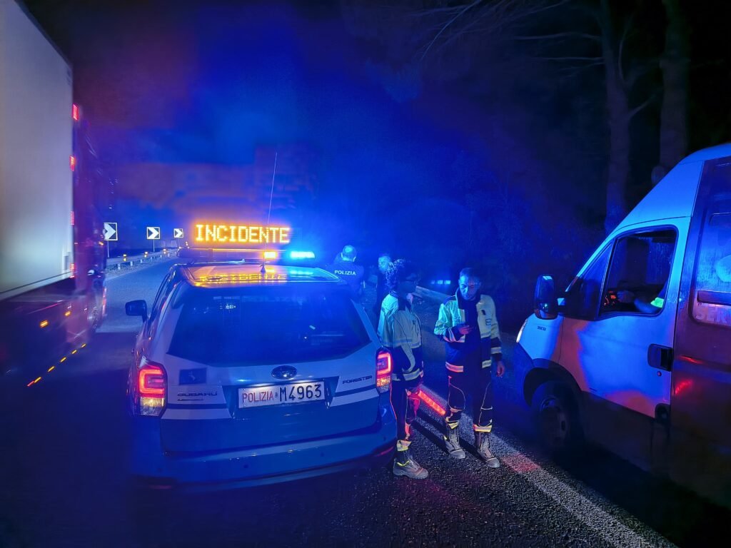 Incidente autonomo in A20. Due donne ferite 3 IMG 20250704 WA0073