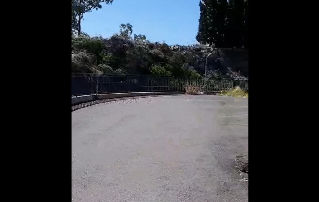 "2 km a piedi sotto 40 gradi per la chemio": a Taormina l'odissea dei malati oncologici. L'appello disperato di Angela a De Luca e Schifani 3 Screenshot 2025 07 15 171449