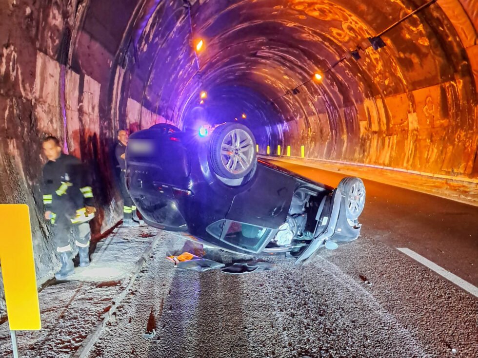 Incidente autonomo in A20. Ferito il conducente di 32 anni 1 WhatsApp Image 2025 07 03 at 07.24.29