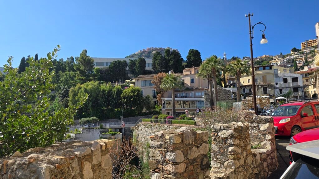 Impianti sportivi a Taormina: confusione nella linea politica e preoccupazioni per il futuro 2 taormina