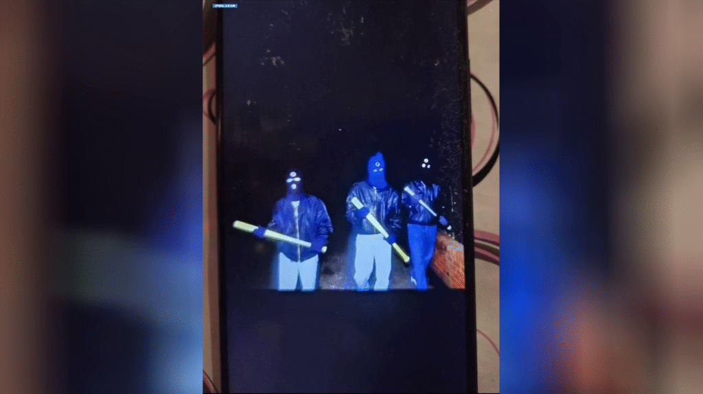 La Polizia di Stato esegue 22 perquisizioni nei confronti di minorenni evidenziatisi in contesti estremisti di matrice suprematista, accelerazionista, antagonista e jihadista 2 vlcsnap 2025 07 31 12h32m39s660