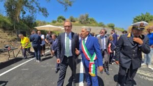 Spadafora, riapre il viadotto per San Martino: fine di un'odissea lunga 5 anni 33 20250808 123045