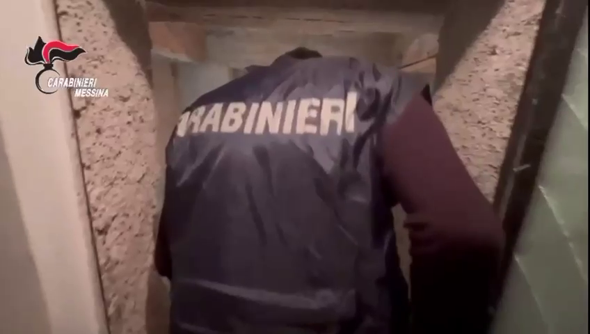 MESSINA: SPACCIO CRACK DA 100.000 EURO AL MESE, I CARABINIERI ARRESTANO TRE PERSONE E SMANTELLANO LA RETE A VILLAGGIO ALDISIO. 1 Carabinieri villaggio aldisio crack