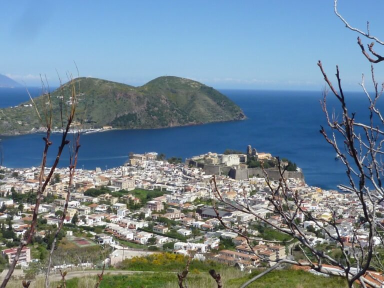 Tragedia alle Eolie: pescatore perde la vita a Lipari. È la seconda vittima in due giorni
