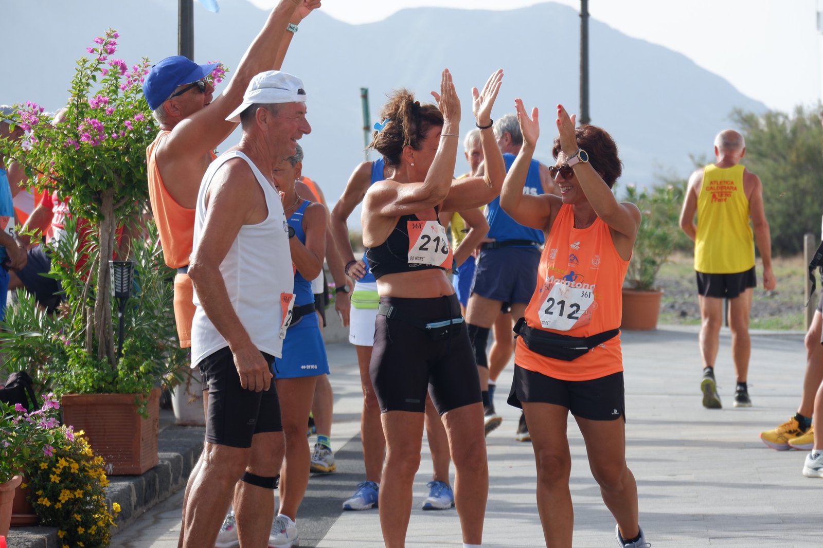 Cresce l’attesa per l’inizio del “23° Giro Podistico a Tappe delle Eolie” 4 Entusiasmo GIRO DELLE EOLIE una passata edizione