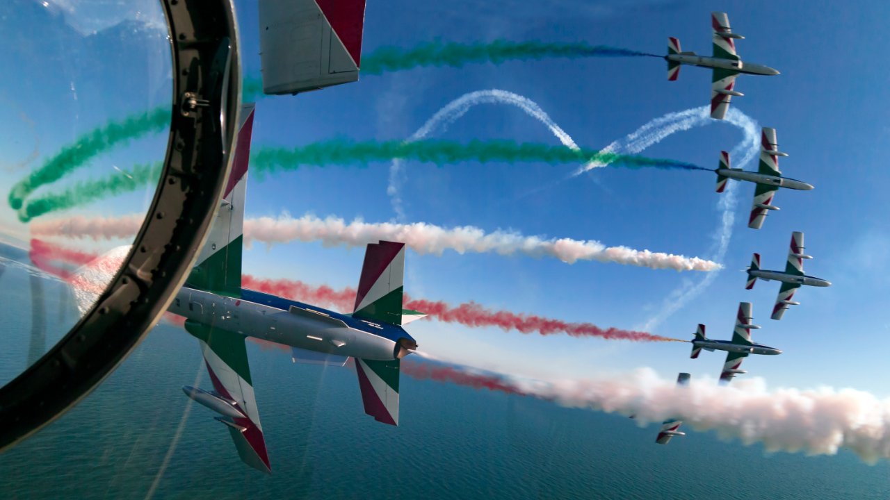 Frecce-Tricolori-cuore