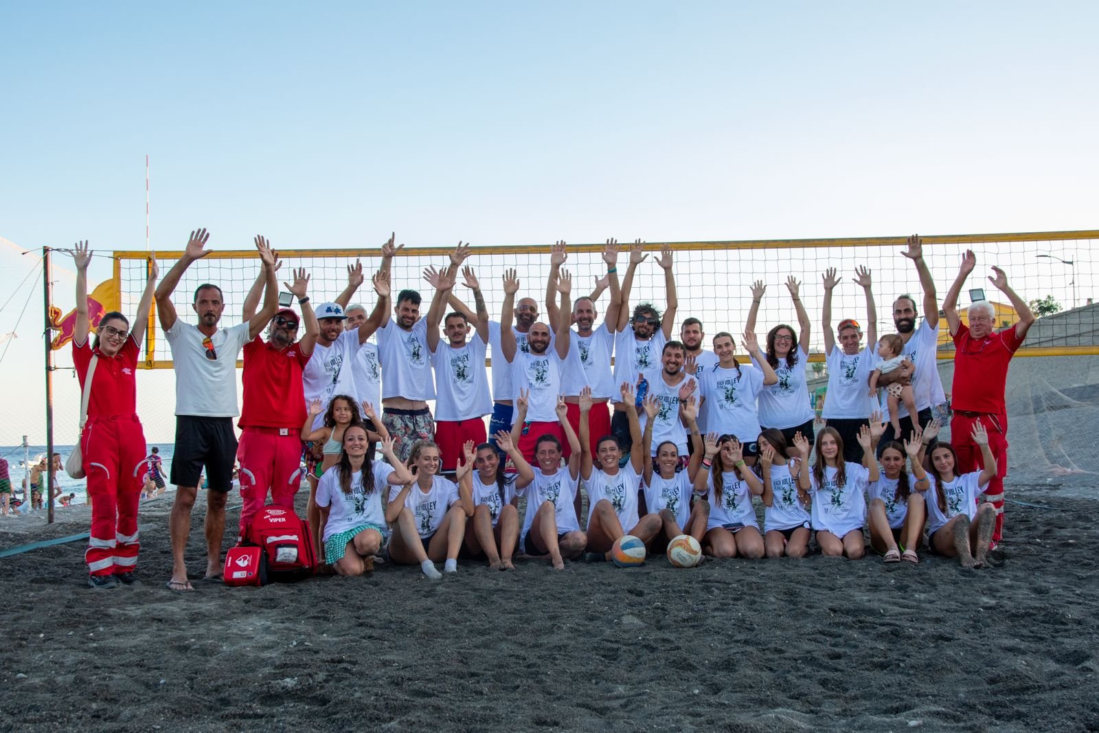MESSINA, TORNEO BEACH VOLLEY SOLIDALE A SANTA TERESA DI RIVA VINCONO LO SPORT E LA SOLIDARITÀ