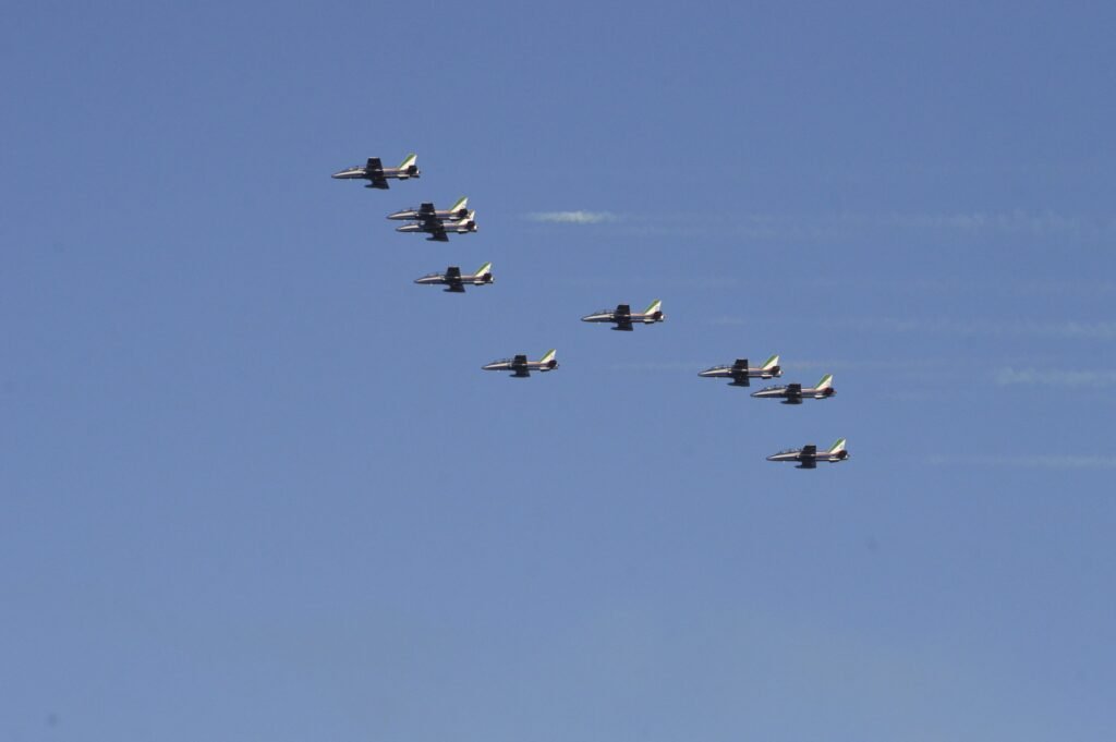 Messina, prove generali dell'Airshow: un elicottero con il Tricolore apre le danze nei cieli dello Stretto 49 WhatsApp Image 2025 08 02 at 18.44.35