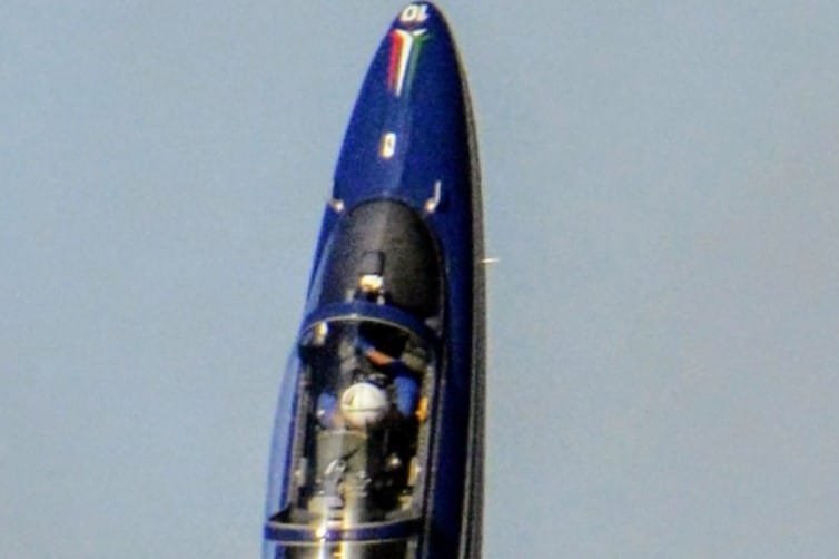 Messina, prove generali dell'Airshow: un elicottero con il Tricolore apre le danze nei cieli dello Stretto 25 WhatsApp Image 2025 08 02 at 18.56.11
