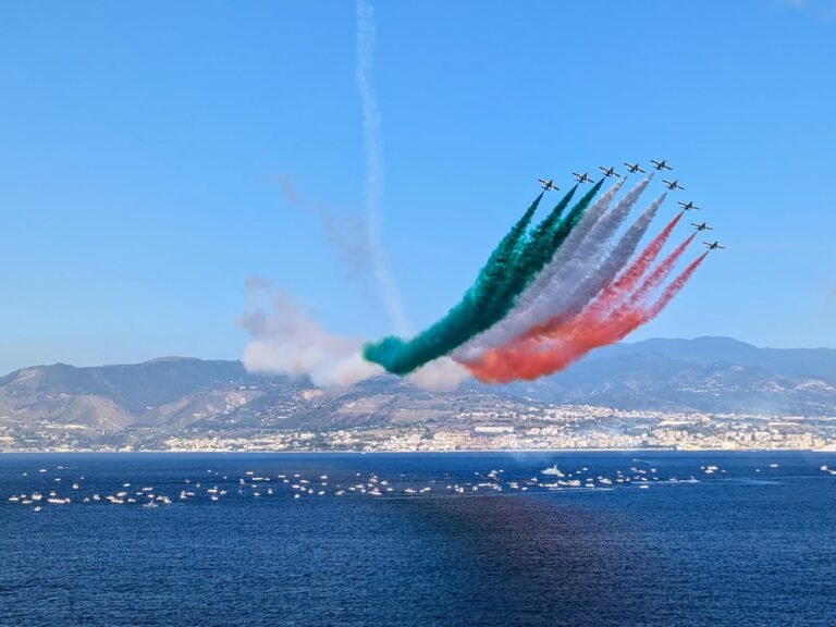 Frecce tricolori a Messina