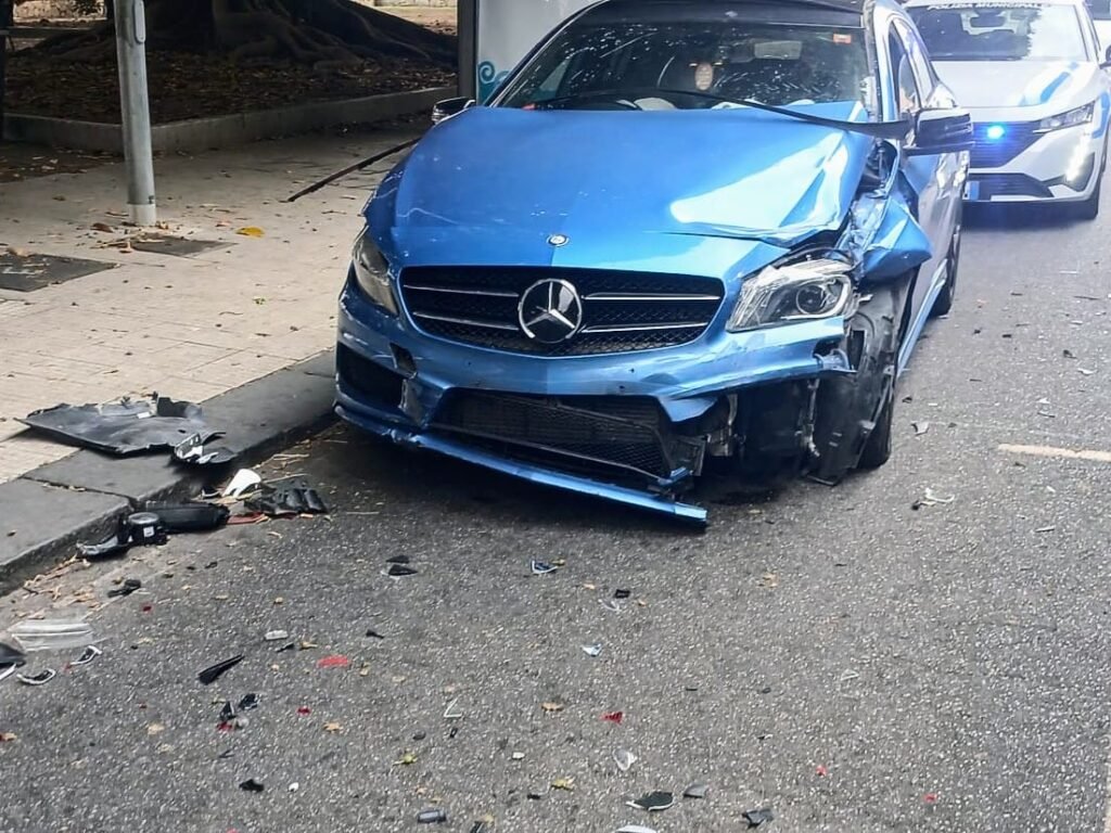 Incidente in via Garibaldi. Nessun ferito 3 WhatsApp Image 2025 08 21 at 17.55.03