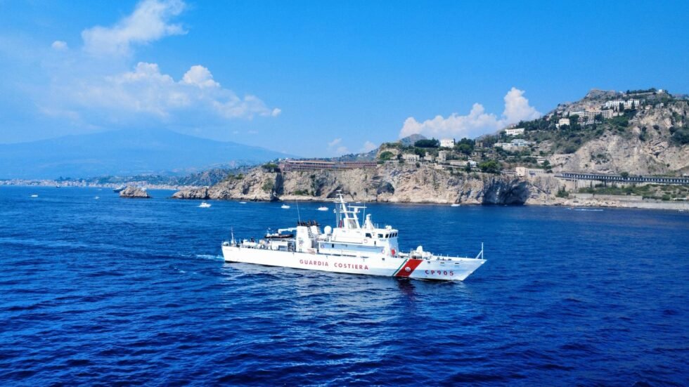 FERRAGOSTO SICURO: INTENSIFICATA L’ATTIVITÀ OPERATIVA DELLA CAPITANERIA DI PORTO DI MESSINA SU TUTTO IL LITORALE DI GIURISDIZIONE 1 Guardia costiera