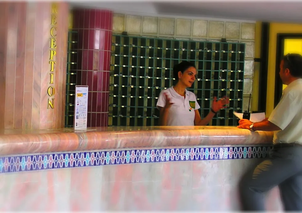 Furto di documenti d'identità durante il check-in, coinvolti almeno dieci hotel in Italia 1 hotel