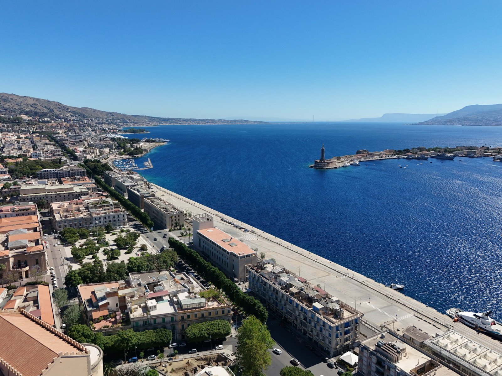 Area Integrata dello Stretto: gruppo Scurria, "il Sindaco si confronti con il Consiglio comunale prima del 15 ottobre. In gioco il futuro strategico di Messina”