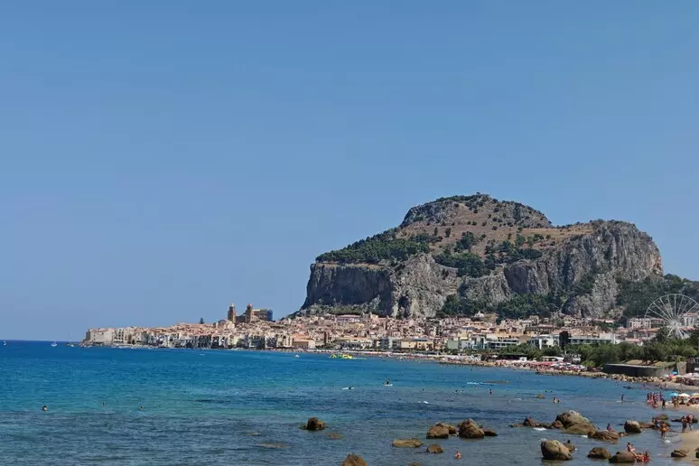 Tassa di soggiorno, Sicilia in vetta per aumento col 37% 2 mondello