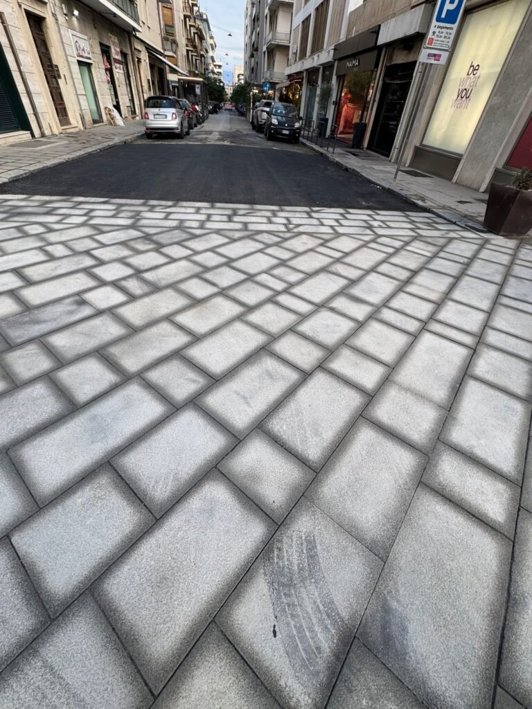 Viale San Martino, Carbone (FdI) insiste: "Urge sopralluogo della I Commissione sull'isola pedonale" 3 IMG 20250929 WA0010