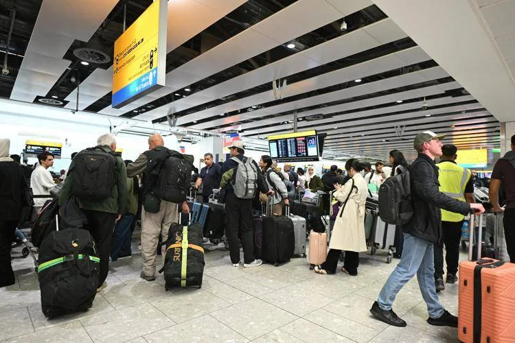 Attacco informatico in Europa: tre aeroporti in tilt, le possibili cause 1 aeroporto_londra_heathrow_afp