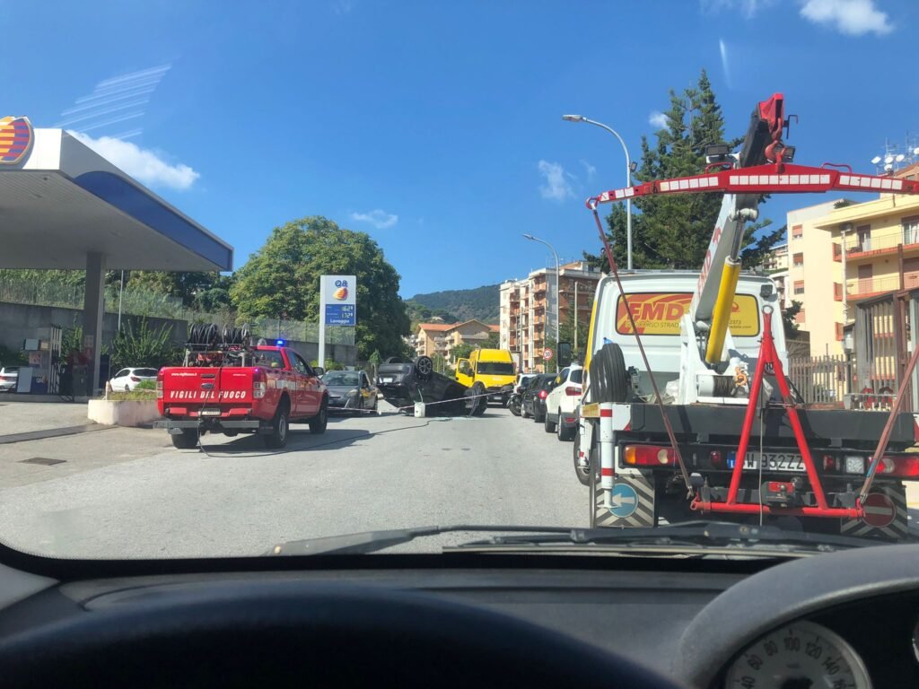 Grave incidente a San Nicandro. Ferita una donna 2 1000258413