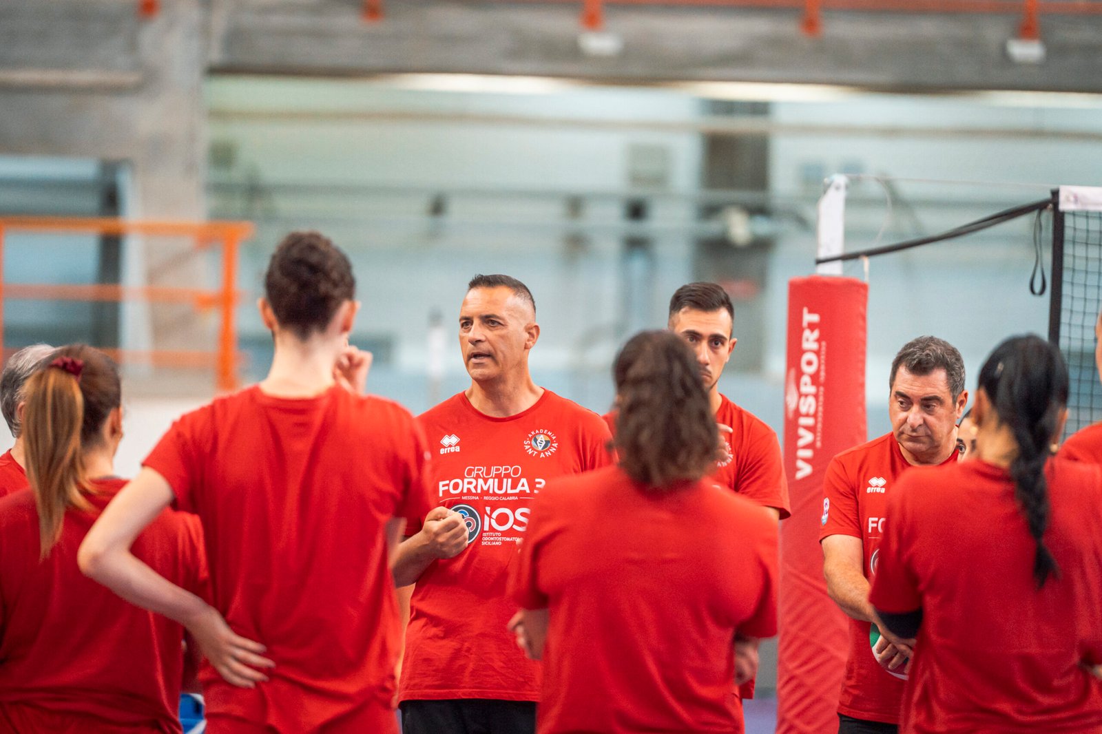 Coach Bonafede e le SuperGirls scaled