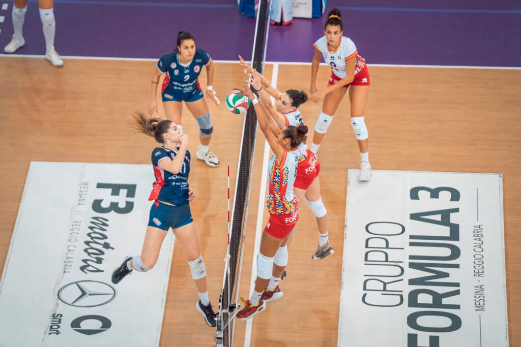 Messina cede a Concorezzo: al PalaRescifina finisce 1-3, SuperGirls frenate dopo un buon avvio 4 Messina cede a Concorezzo: al PalaRescifina finisce 1-3