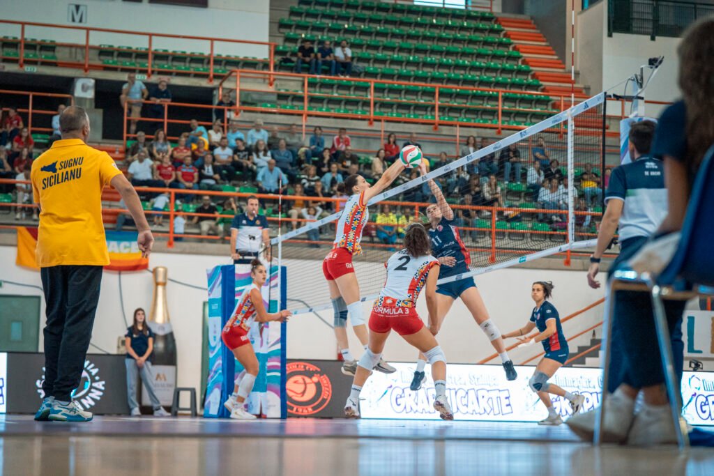 Messina cede a Concorezzo: al PalaRescifina finisce 1-3, SuperGirls frenate dopo un buon avvio 6 Messina cede a Concorezzo: al PalaRescifina finisce 1-3
