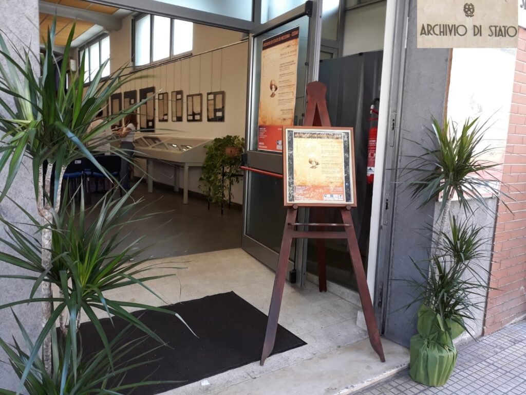 Archivio di Stato di Messina, la memoria inscatolata: si tace mentre la Storia cittadina trasloca 3 Ingresso Sala mostre
