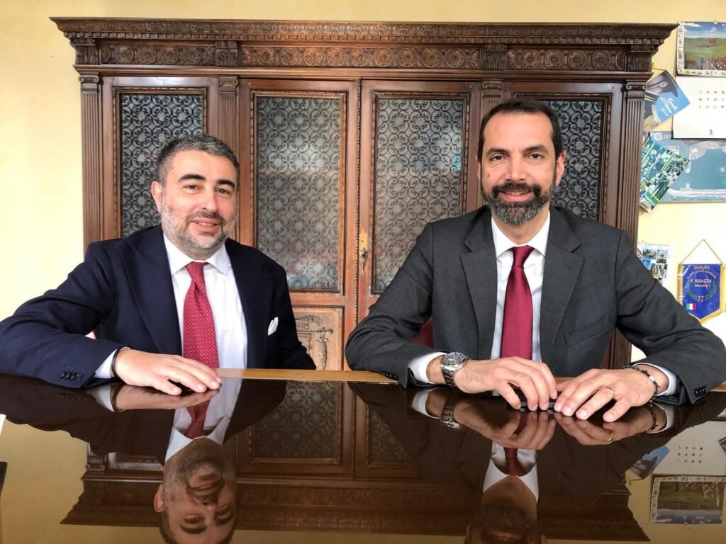 La Folgorazione dell'Avvocato Rizzo. Da fustigatore di De Luca a Presidente (ben pagato) nell'orbita del "Re", ma con "animo sereno" 3 Massimo Rizzo Basile 02 2025