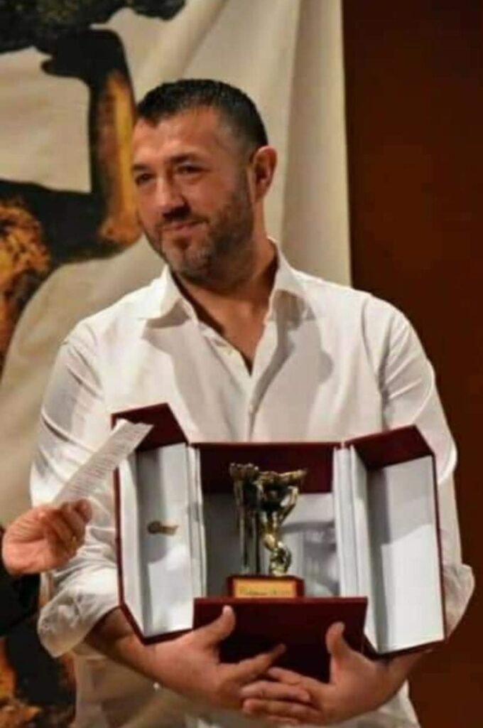 Dal Convitto Antoniano al mondo: il Maestro Alex Caminiti nominato Cavaliere della Repubblica 10 WhatsApp Image 2025 10 13 at 19.16.48
