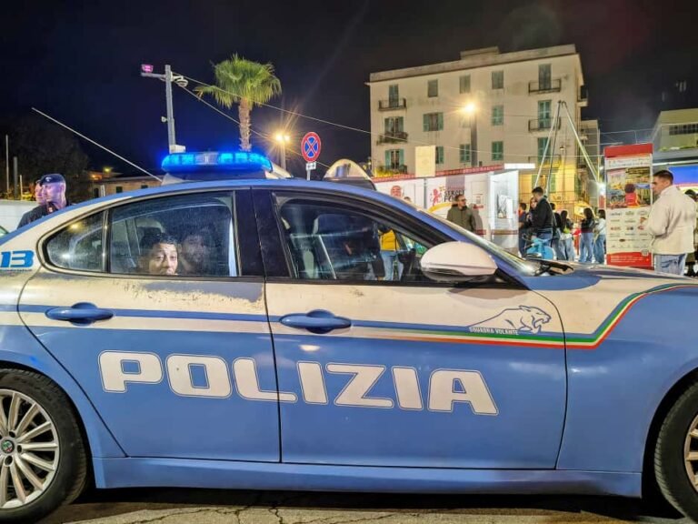 Messina Street Food: tentano furti alla cassa token, tre fermati dalla Polizia