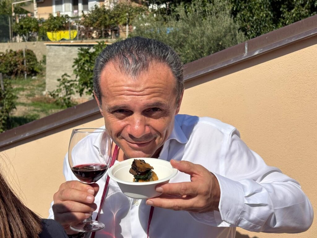 Il patto del Piscistocco: un Ras, un sindaco di facciata e un "pisci" indigesto 4 De Luca ad una degustazione