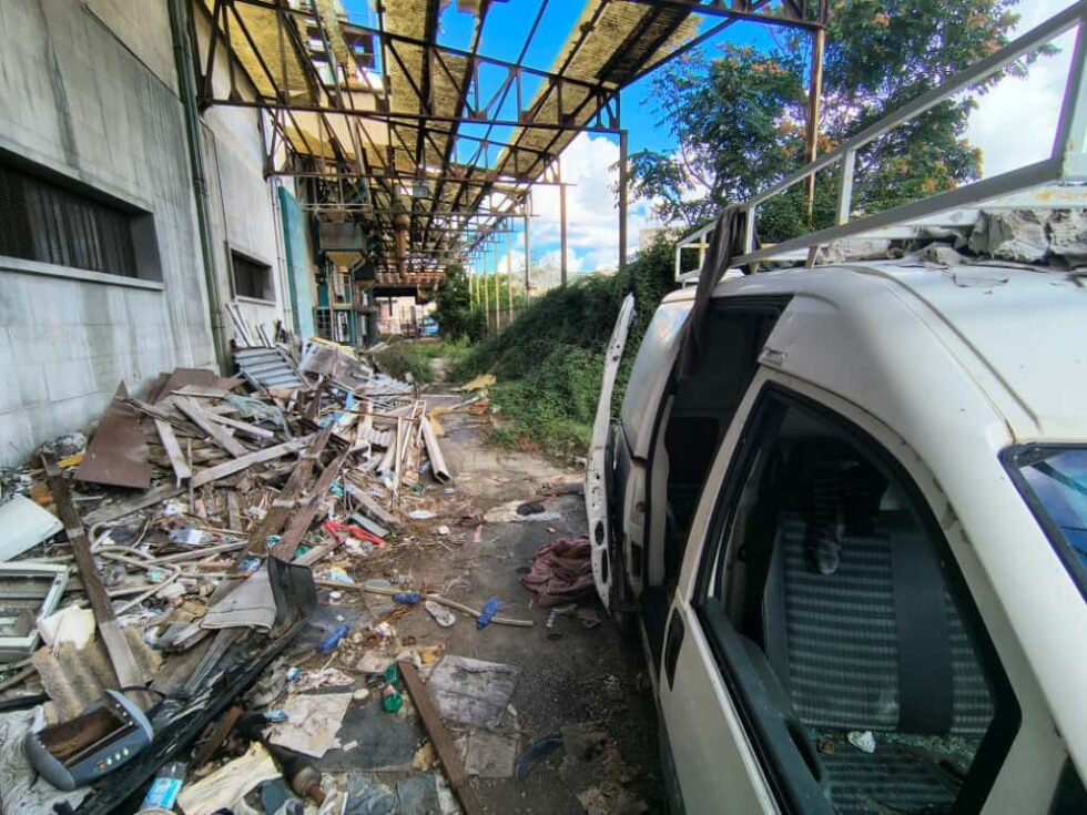 Demolizioni ex Silos, il colpo di scena: a Messina scoprono i senzatetto. 1 ex silos 55