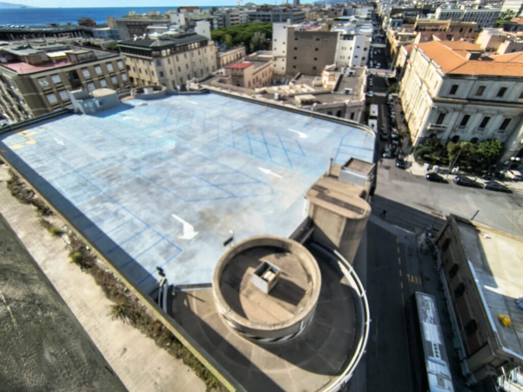 Demolizioni ex Silos, il colpo di scena: a Messina scoprono i senzatetto. 2 ex silos 89