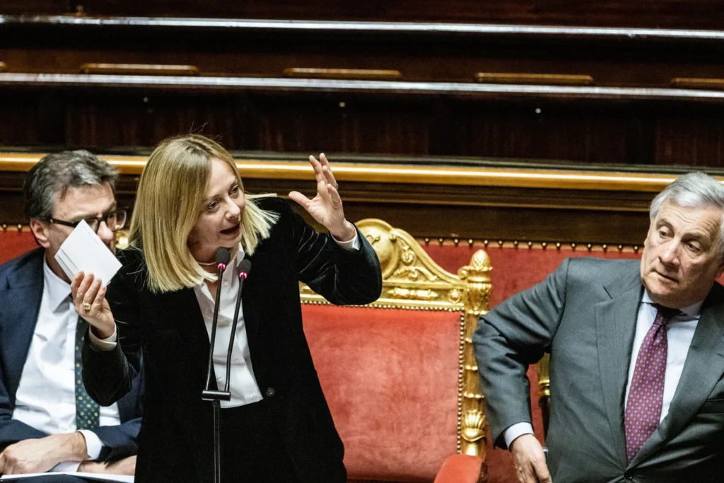Manovra da 18,5 miliardi: il Governo "taglia l'IRPEF per il ceto medio e sostiene le famiglie" 3 Meloni Giorgietti Tajani