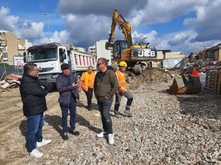Risanamento baraccopoli Messina: al via la selezione per 8 esperti della "Task Force Sisma"