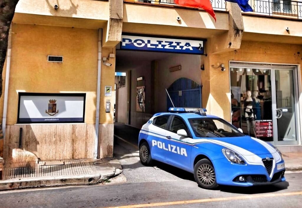 Foto commissariato capo dorlando